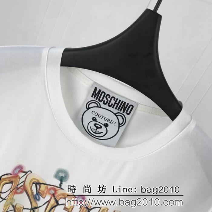 MOSCHIN莫斯奇諾 18ss專櫃最新 聖誕限定款 最新閃粉工藝 男款白色短袖 ydi2455